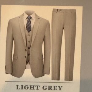 Light Grey Men's 4 piece Suit Set